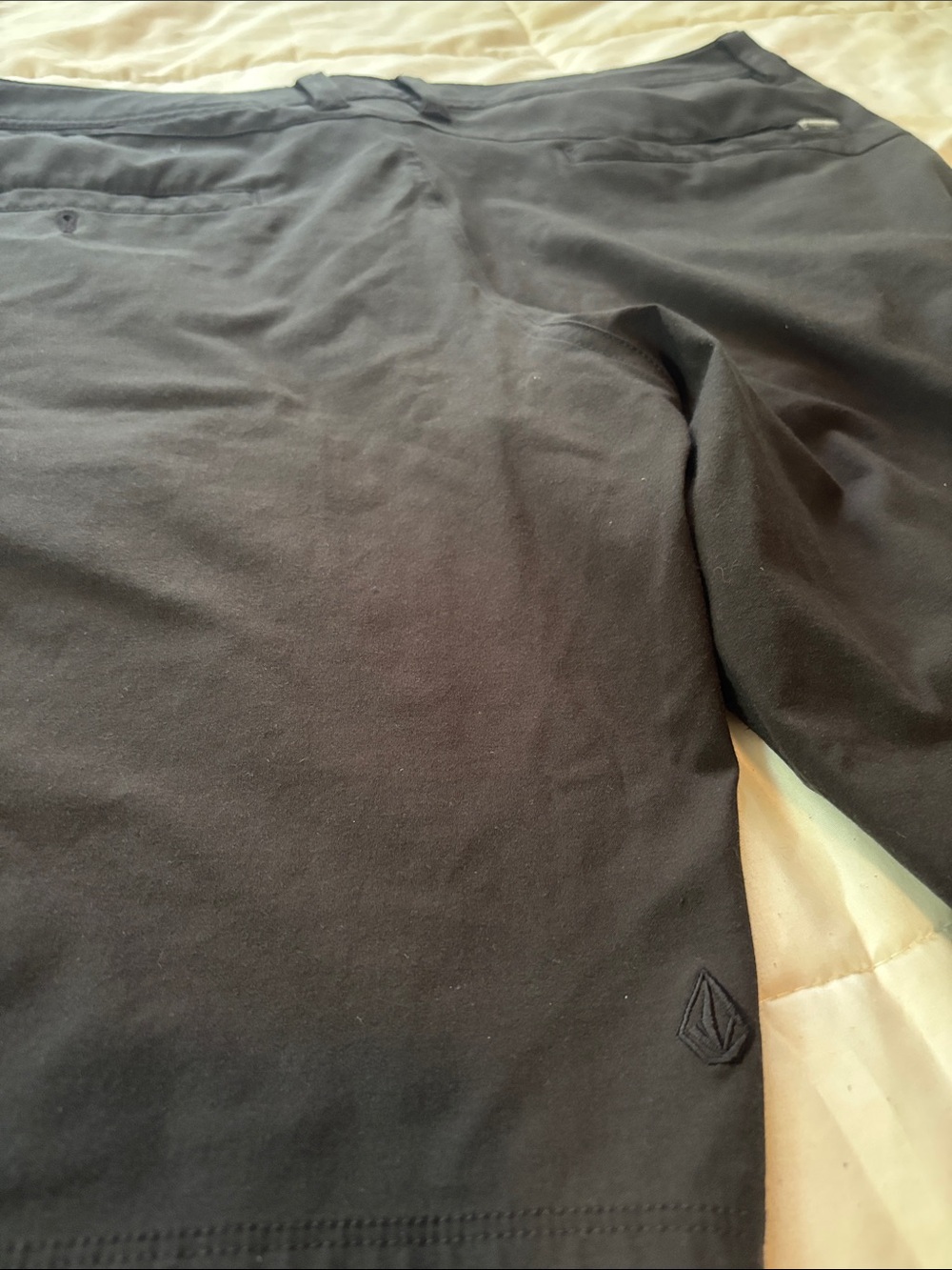 Volcom Shorts - Picture 3 of 6